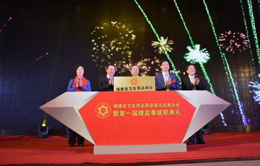 b体育官网下载电脑版:【图】揭秘倪景阳谢晖离婚原因与你介绍他们的职业生涯